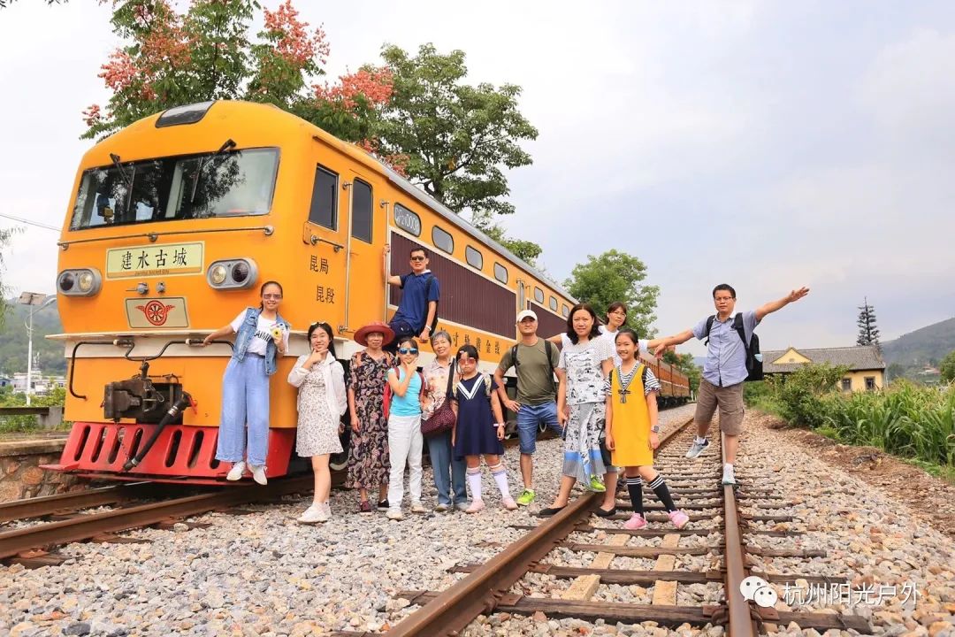 云南旅游推荐语_云南旅游景点推荐学生文案_云南旅游推荐理由