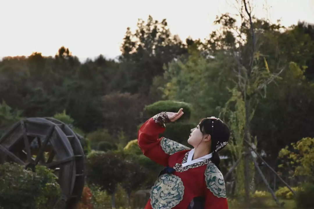 云南旅游景点推荐学生文案_云南旅游推荐语_云南旅游景点宣传语